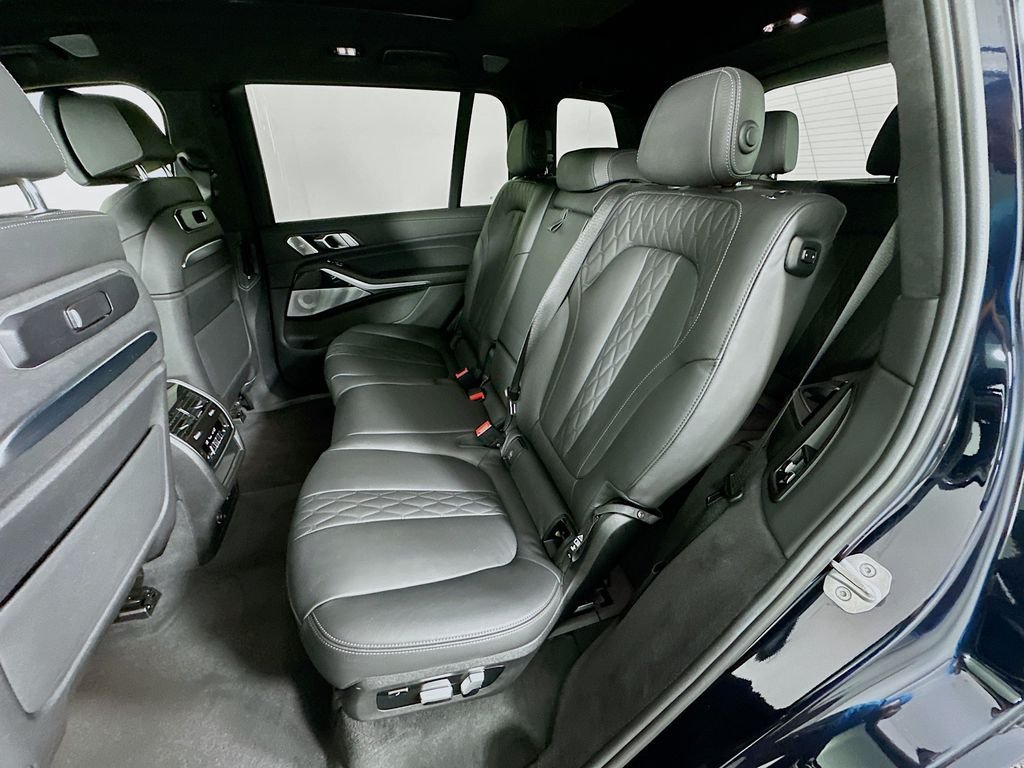 Used 2024 Carbon Black Metallic BMW xDrive40i image 25