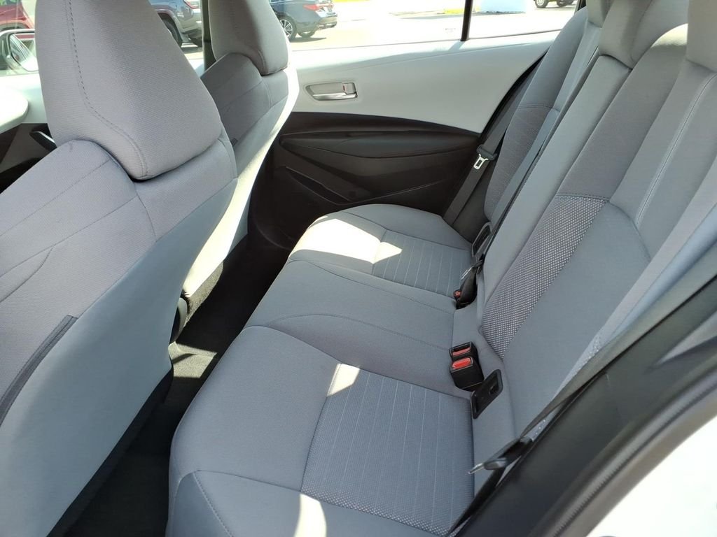 Used 2024 Ice Cap Toyota SE image 13