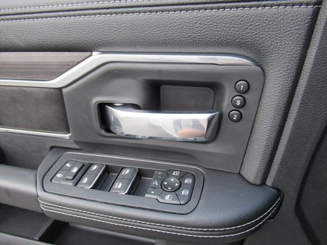 New 2026 Bright White Clear-Coat Exterior Paint RAM Laramie image 22