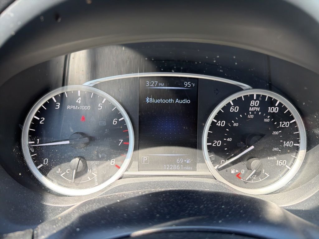 Used 2017 White Nissan SV image 7
