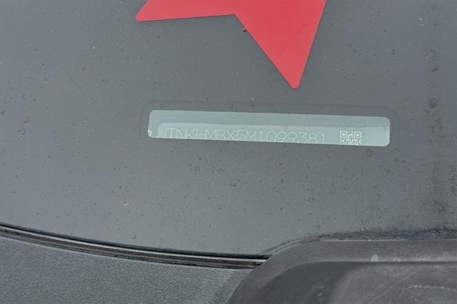 2021 Toyota C-HR Nightshade photo 3