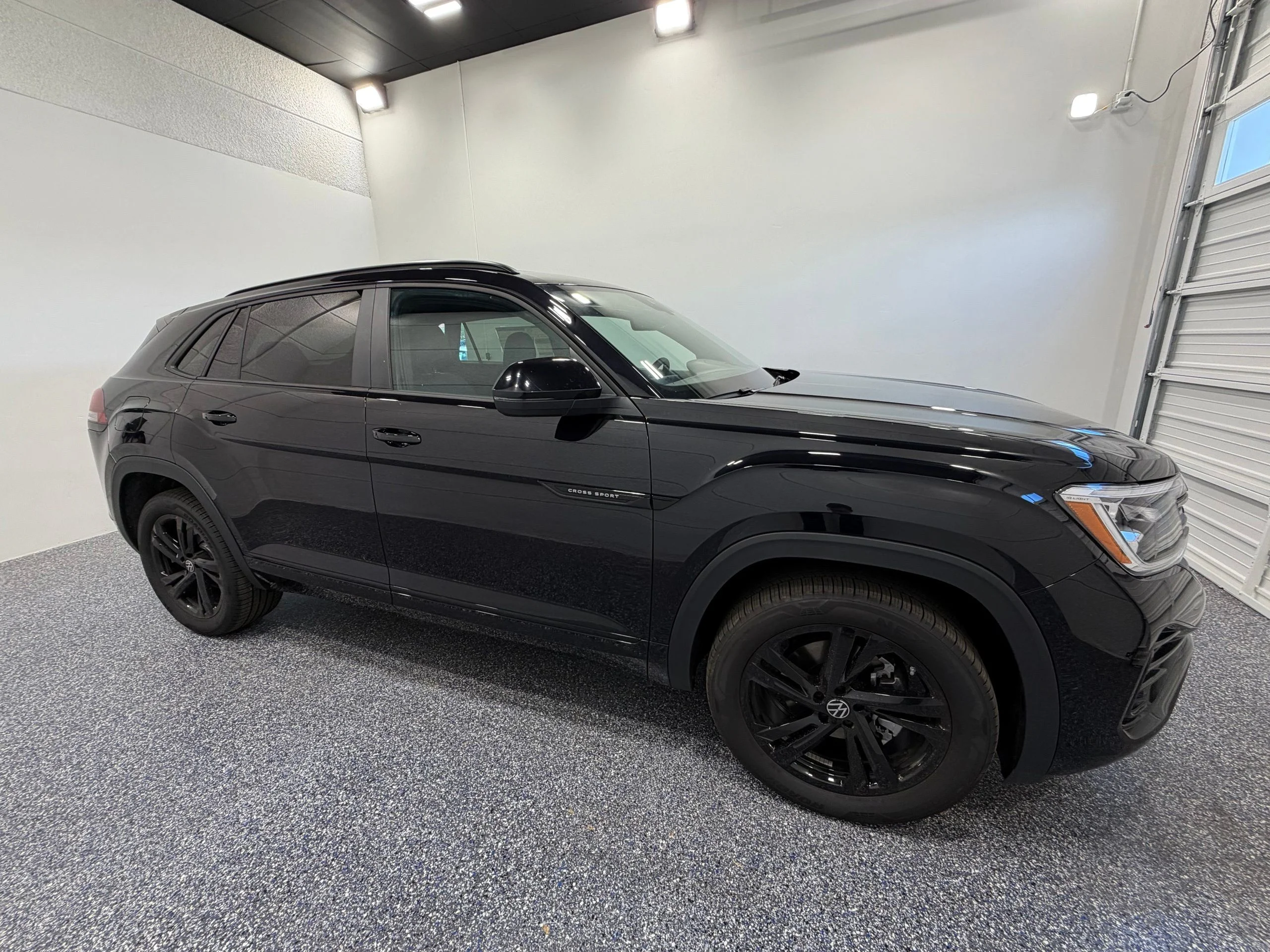 2026 Volkswagen Atlas Cross Sport SEL R-LINE - Photo 8
