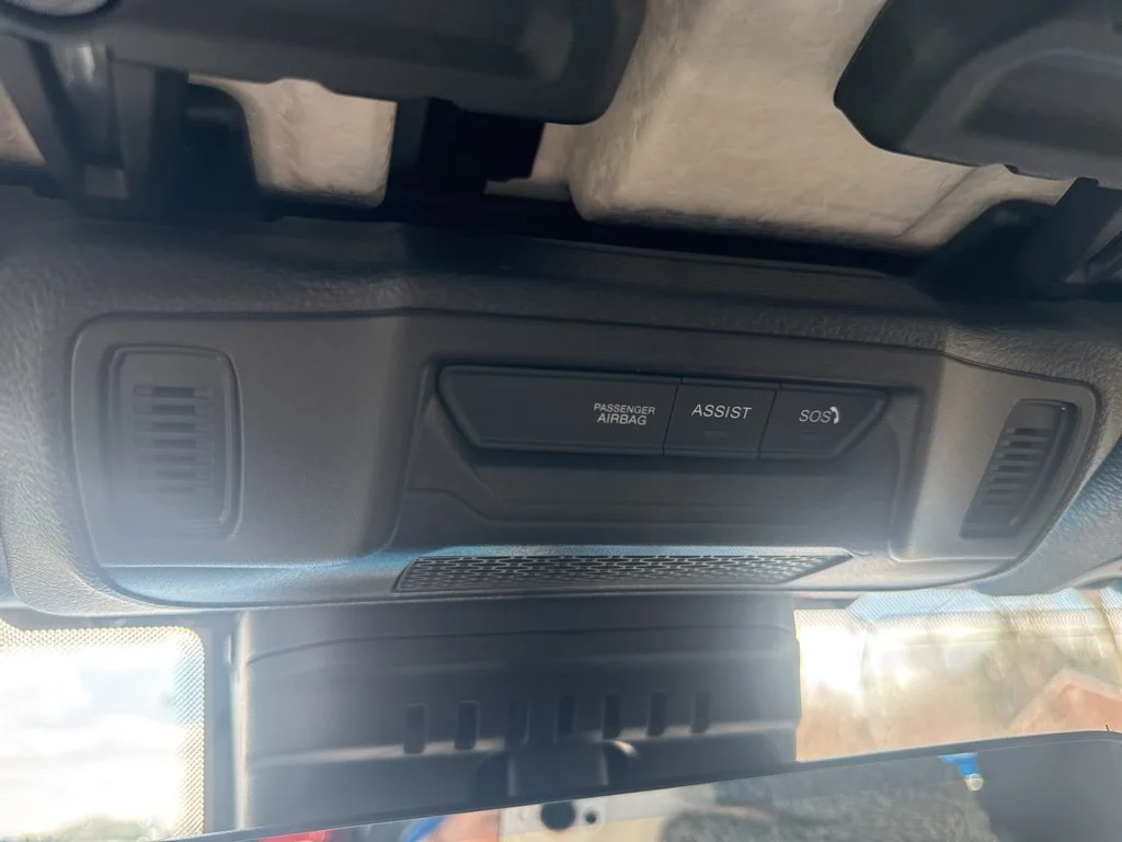 Used 2025 Blue Jeep Sahara image 33