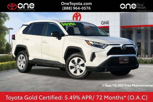 2025 Toyota RAV4 LE