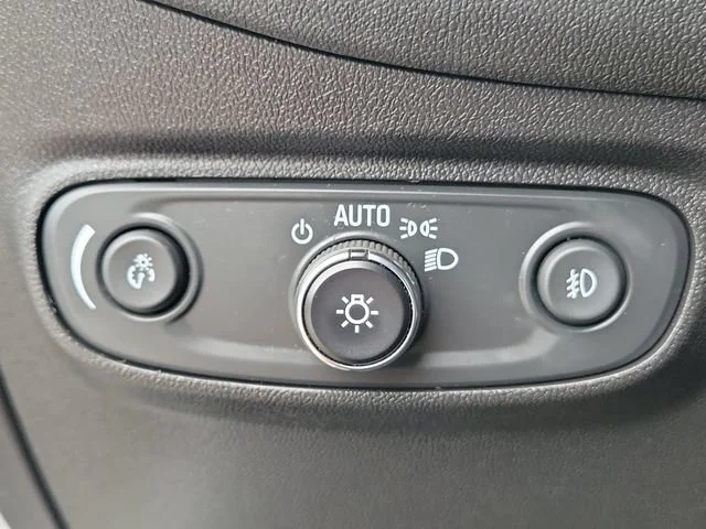 2021 Chevrolet Equinox LT - Photo 25
