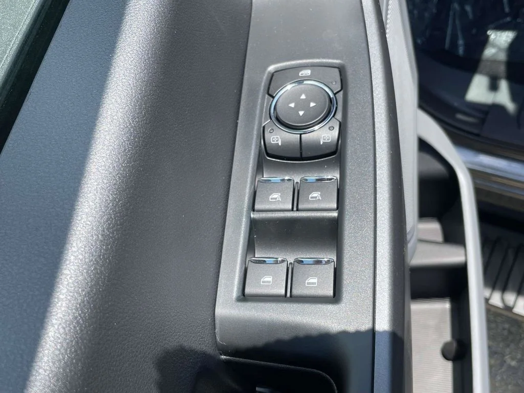 New 2026 Gray Ford XL image 16