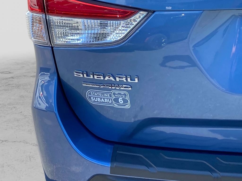 Used 2024 Blue Subaru Base image 5