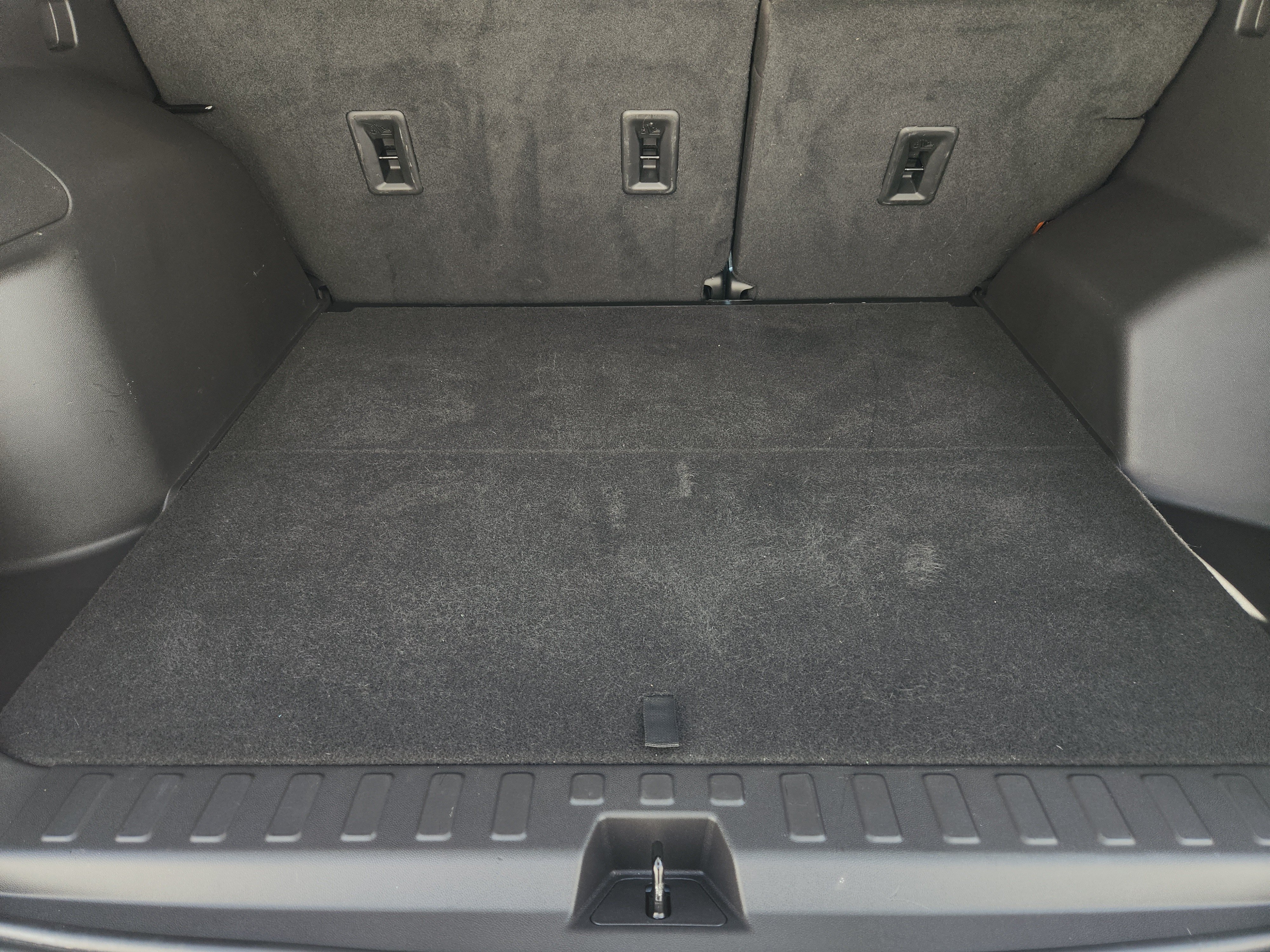 Used 2024 Summit White Chevrolet LS image 32