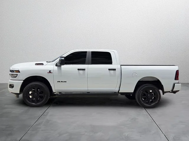 Used 2025 White Ram Big Horn image 2