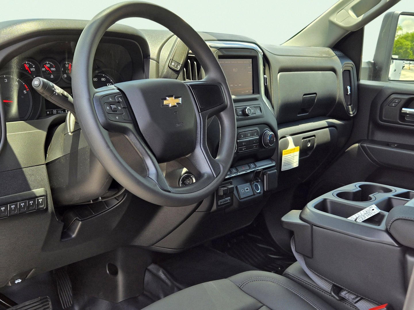 New 2026 Summit White Chevrolet Work Truck image 14