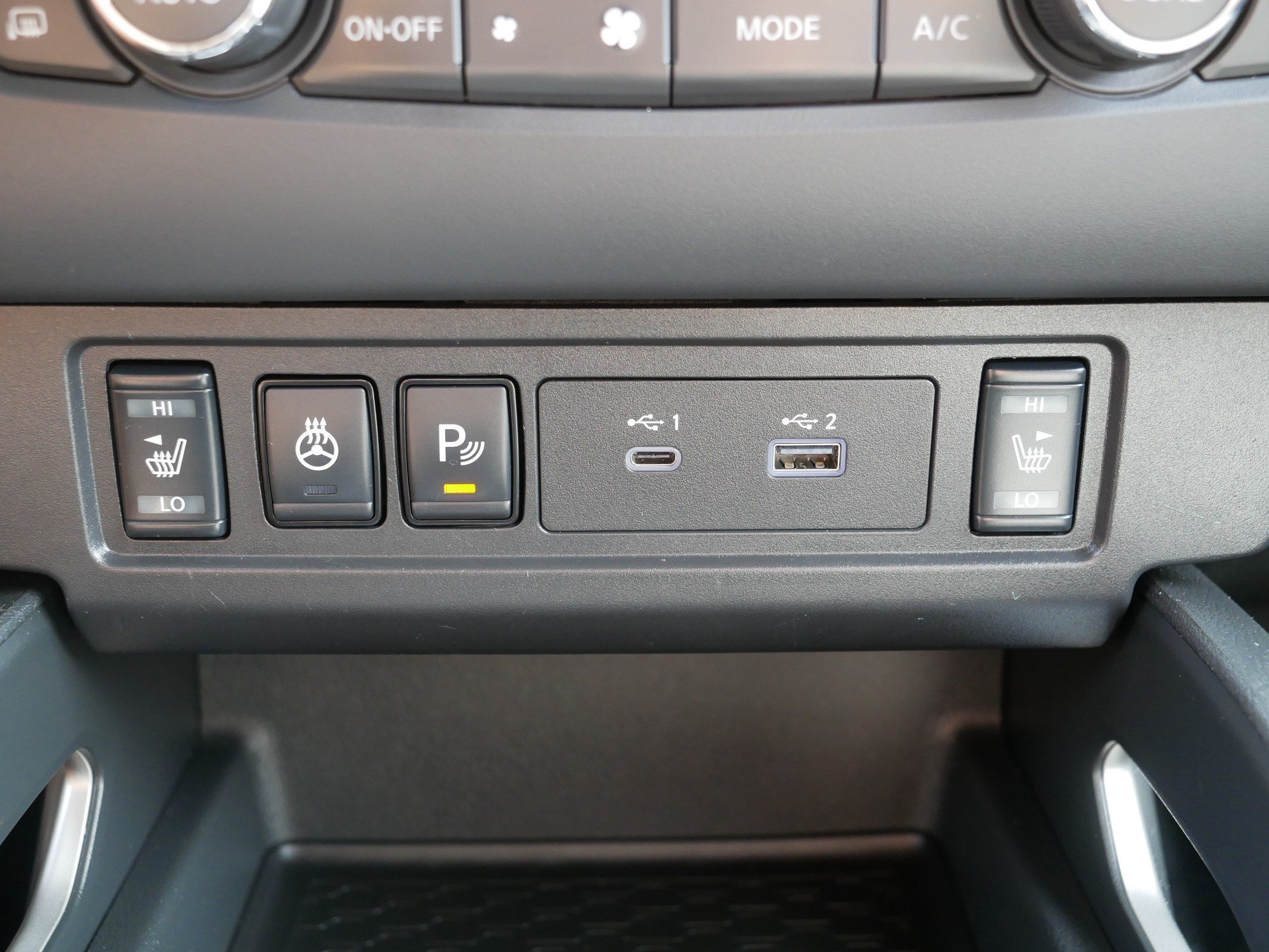 Certified Used 2024 Gun Metallic Nissan SV image 32