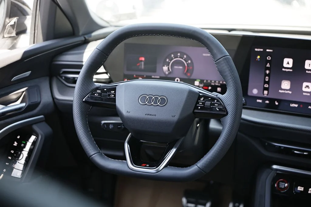 New 2026 Glacier White Metallic Audi Premium Plus image 29