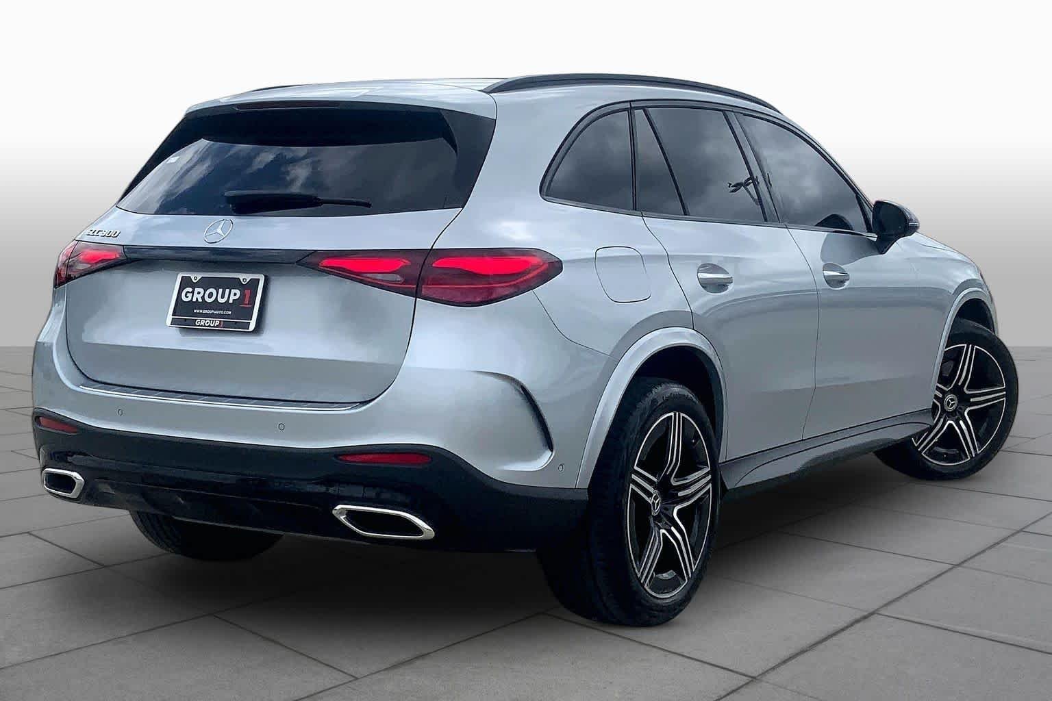Used 2025 Cirrus Silver Metallic Mercedes-Benz GLC 300 image 12