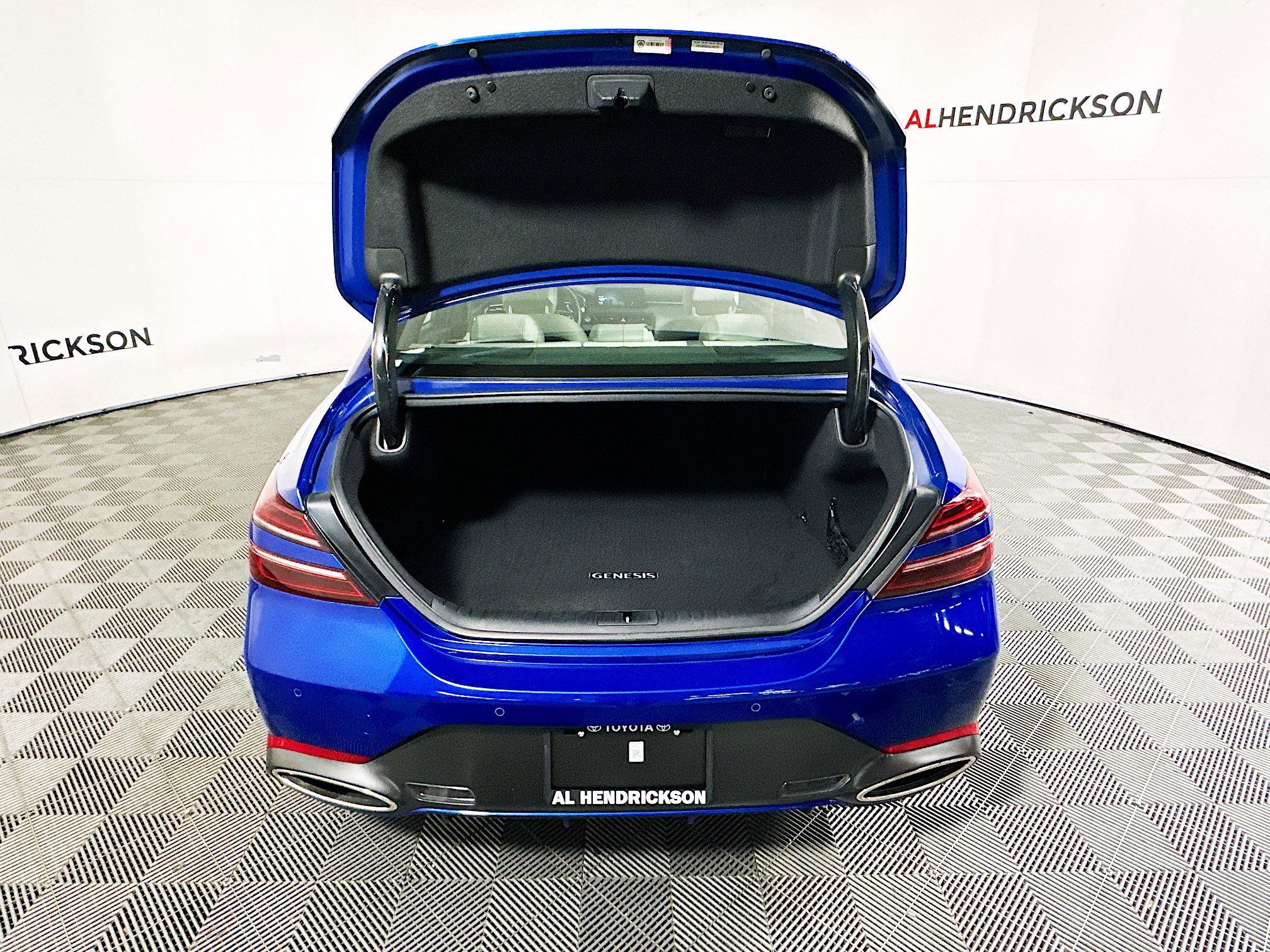 2025 GENESIS G70 Standard - Photo 31