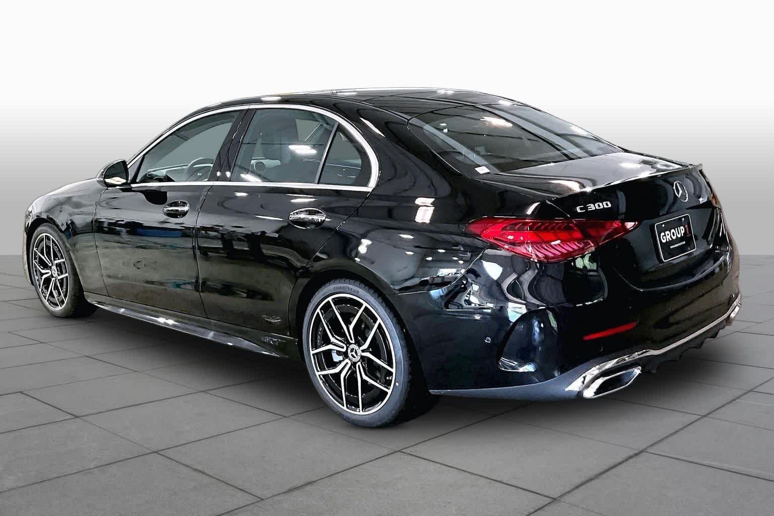 New 2026 040/Black Mercedes-Benz C 300 image 4