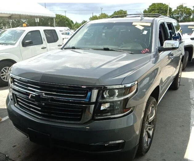 Used 2018 Satin Steel Metallic Chevrolet Premier image 3