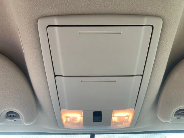 Used 2014 White Platinum Tri-Coat Metallic Ford XLT image 34