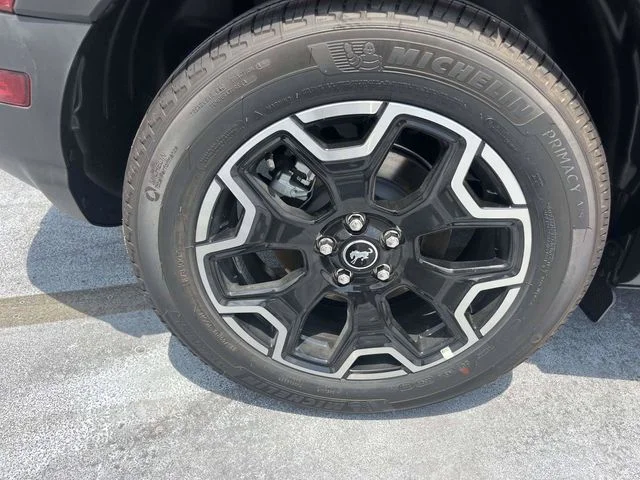 New 2026 Ruby Red Metallic Tinted Clearcoat Ford Outer Banks image 6