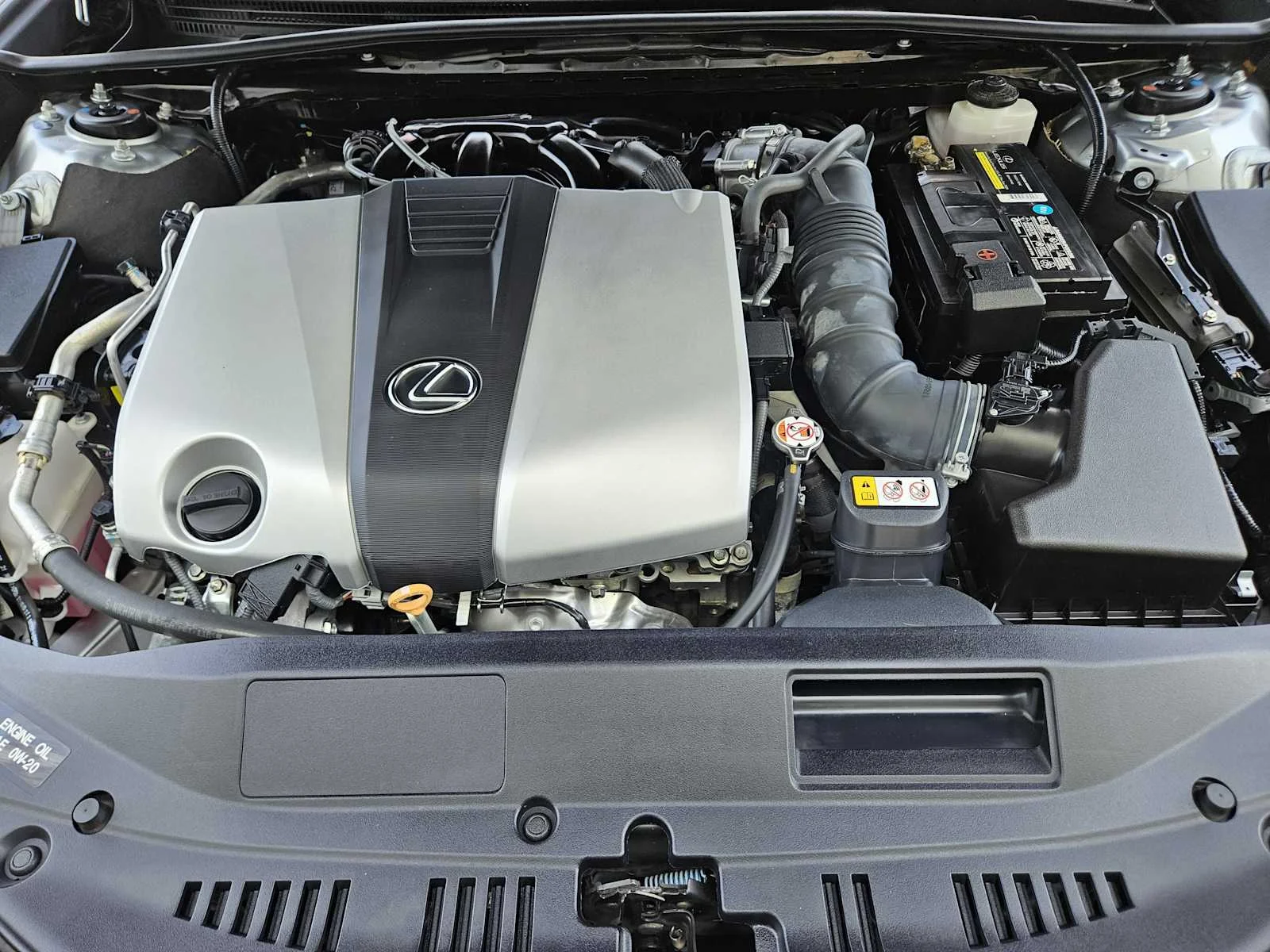 Certified Used 2022 IRIDIUM Lexus Ultra Luxury image 23