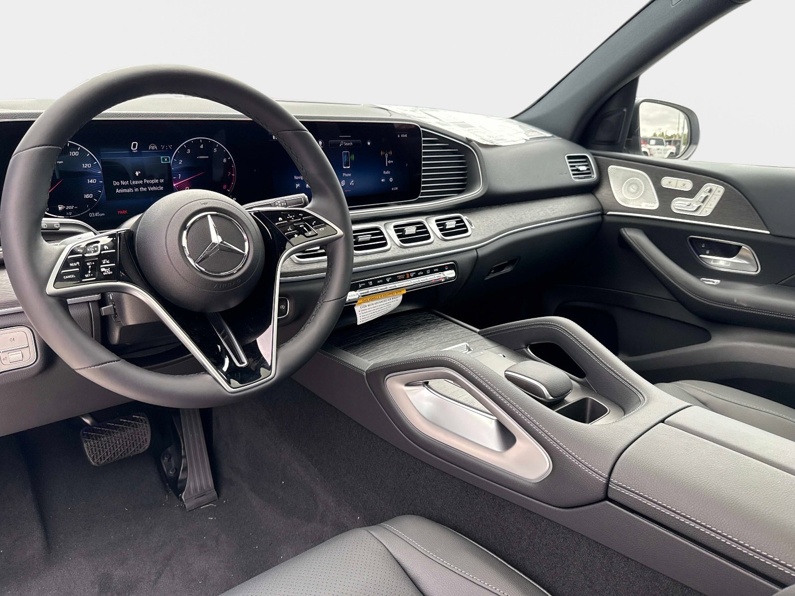 New 2026 Moonlight White Mercedes-Benz 350 4MATIC® SUV image 17