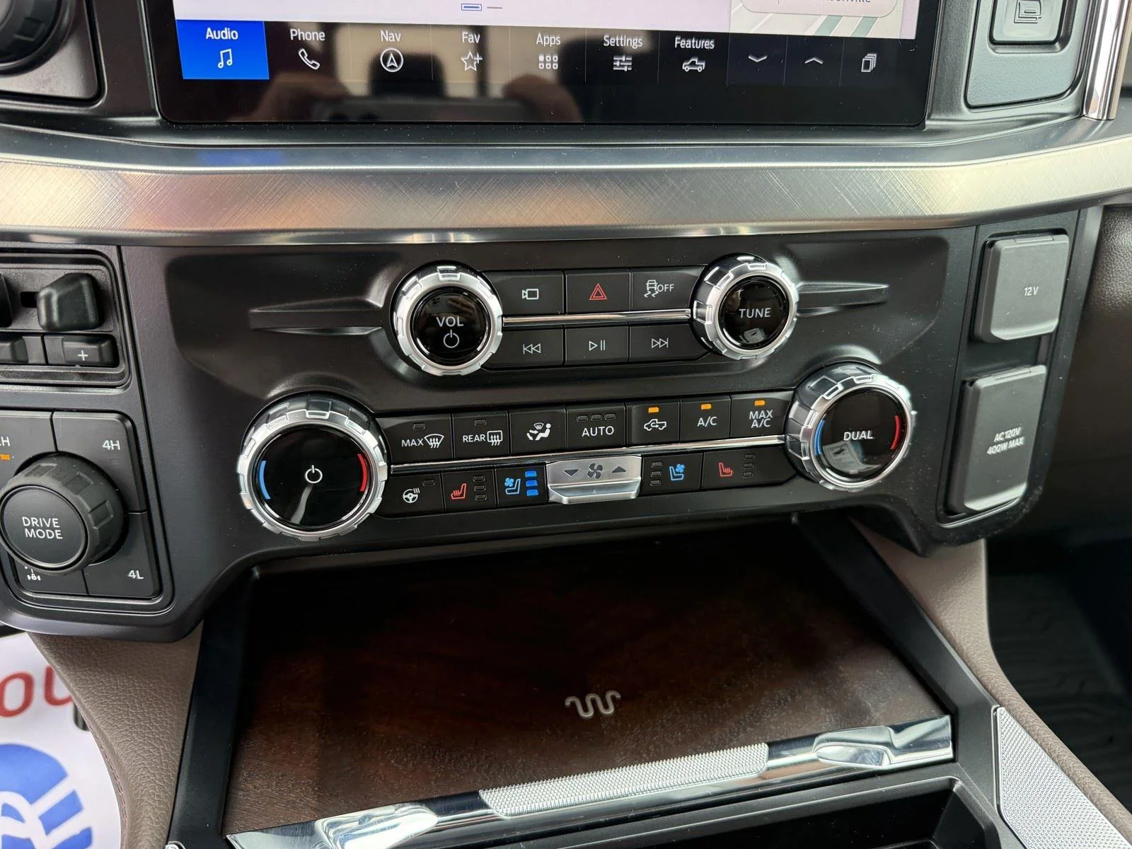 New 2026 Agate Black Metallic Ford F-250® King Ranch® image 21