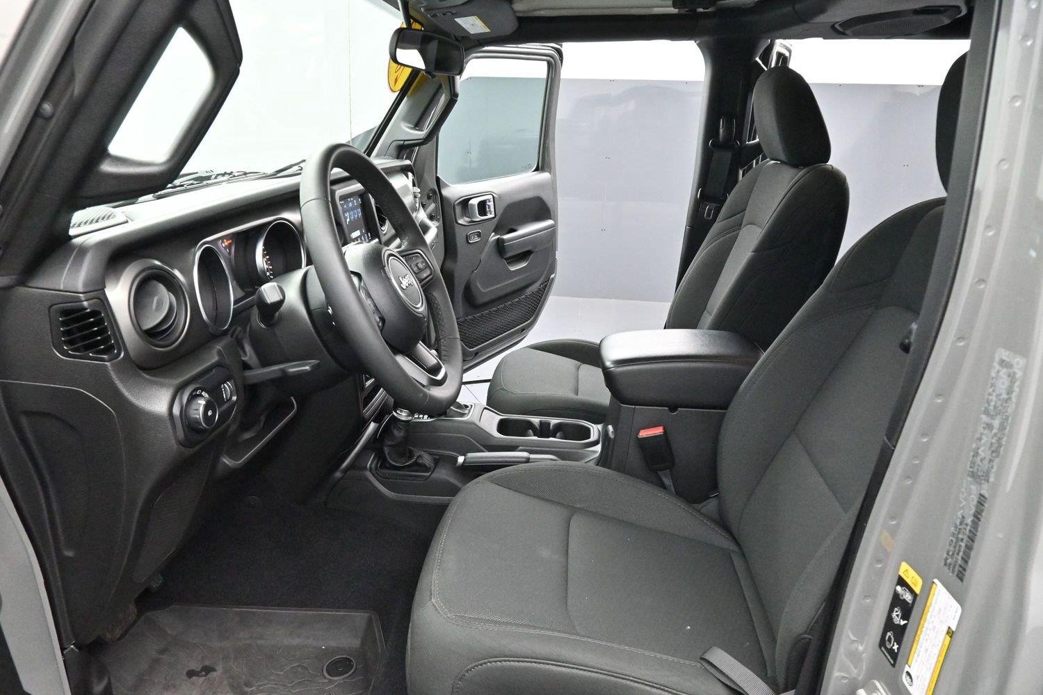 Used 2023 Gray Jeep High Tide image 12