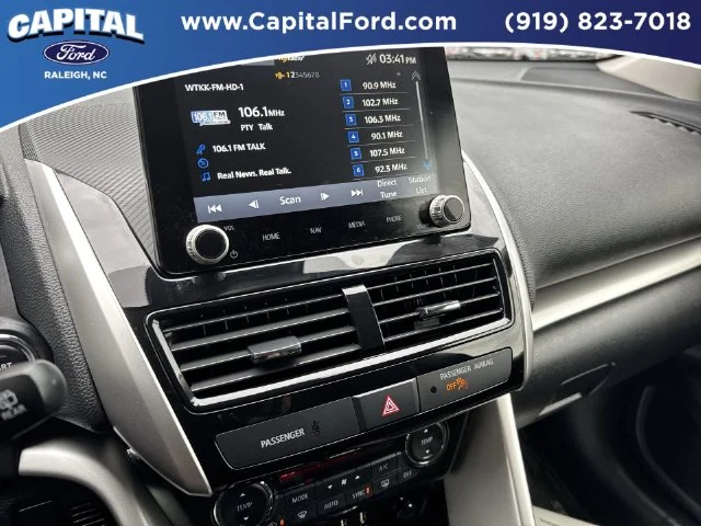 Used 2025 Blue Mitsubishi SE image 25
