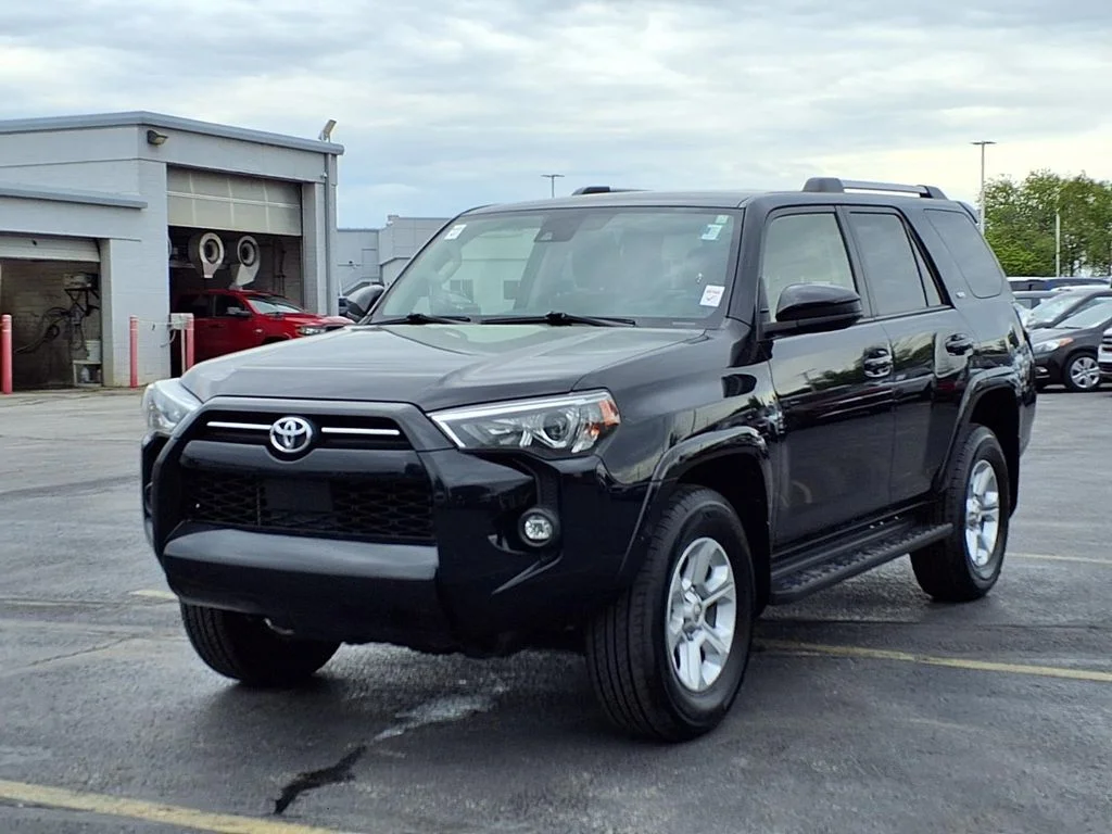 Used 2022 Toyota 4Runner SR5 with VIN JTEMU5JR2N6003529 for sale in Kansas City
