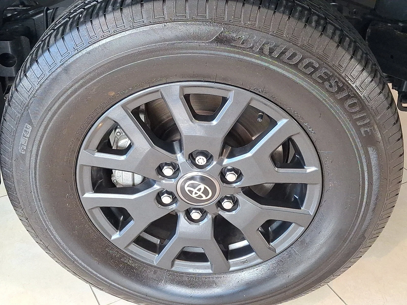 Used 2025 Cutting Edge - 1L0 Toyota SR5 image 7
