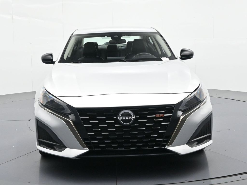 Used 2024 Brilliant Silver Metallic Nissan 2.5 SR Sedan image 3