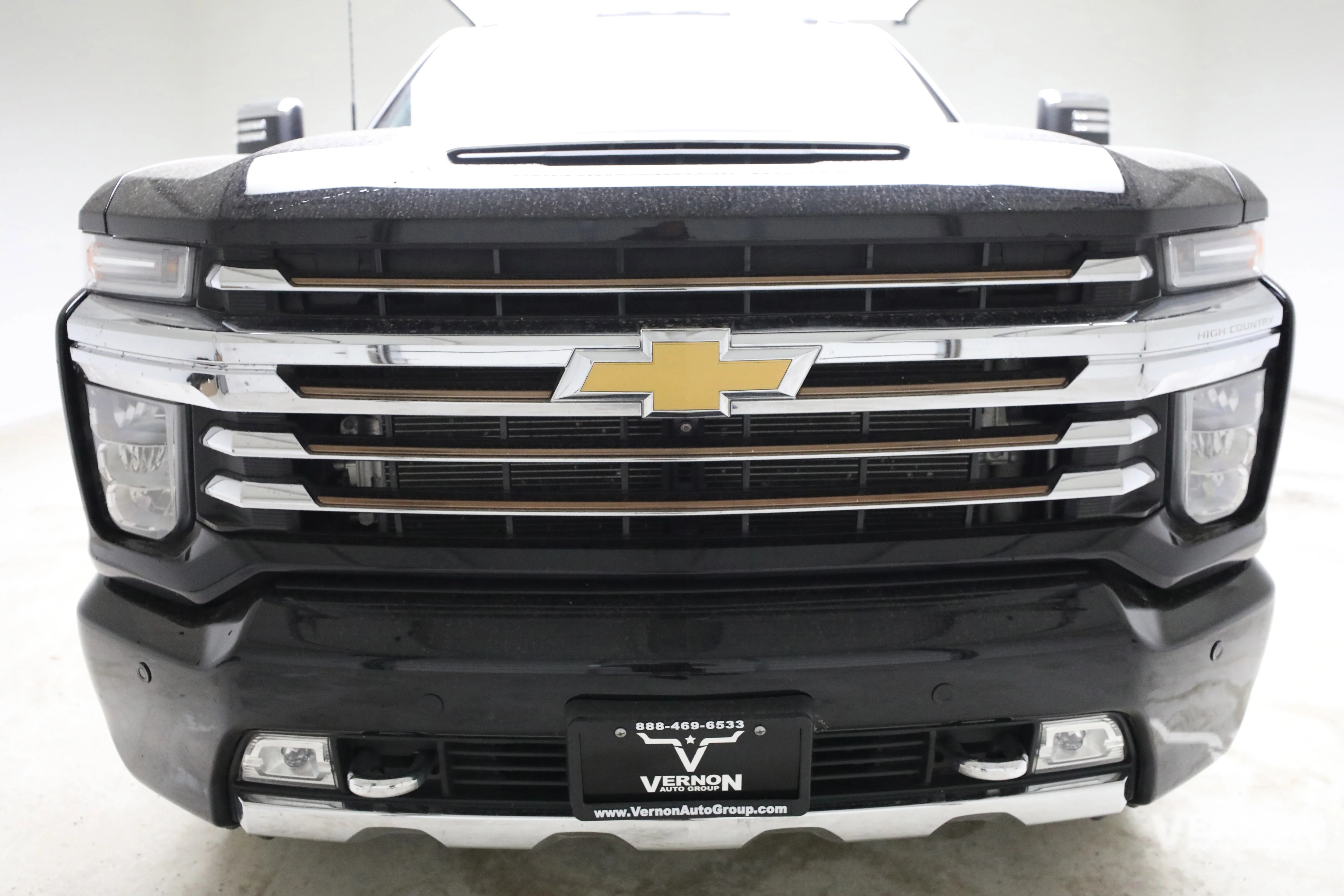 Pre-Owned 2023 Chevrolet Silverado 3500HD DRW High Country Crew Cab 4x4