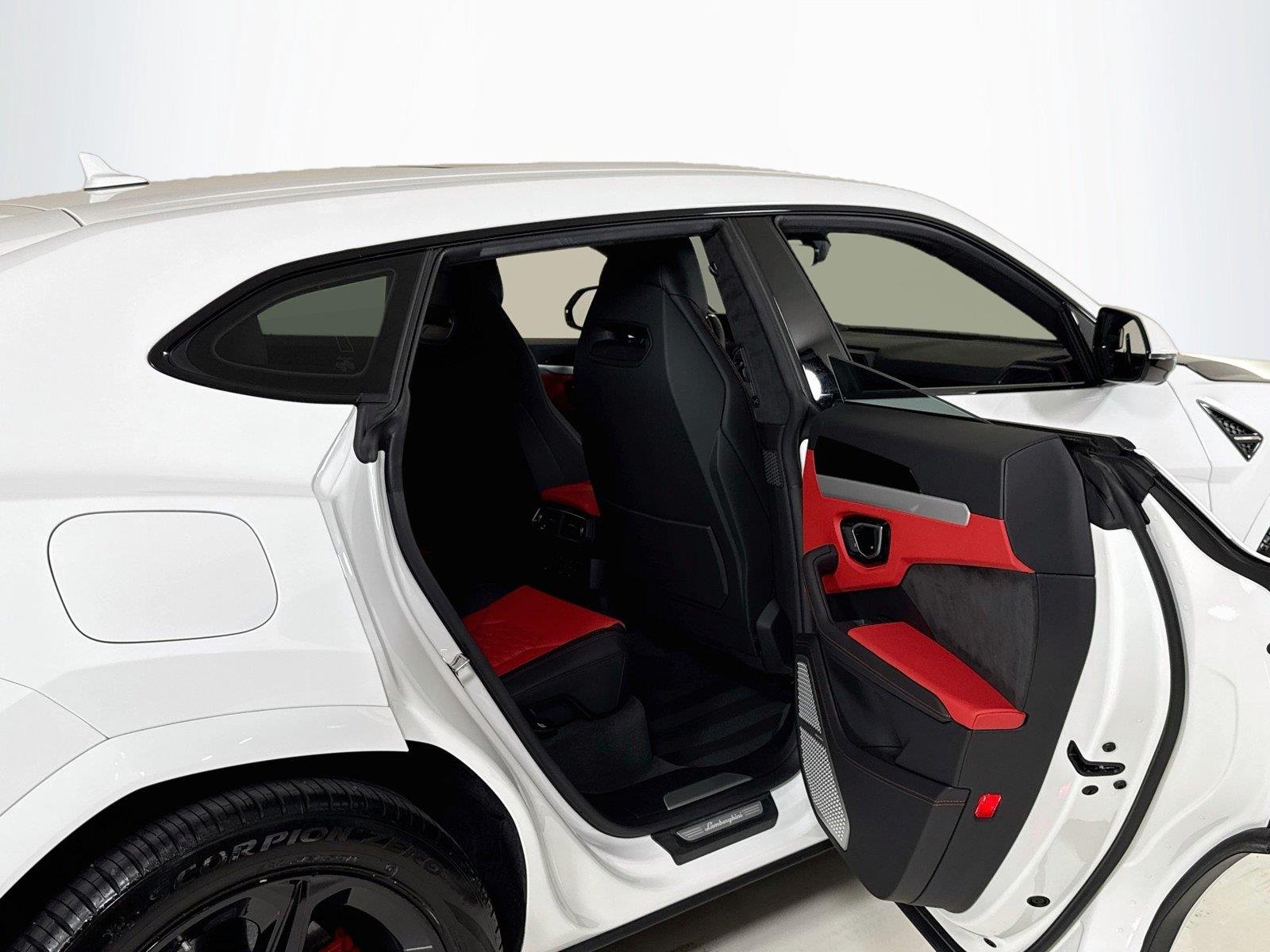 Used 2020 Bianco Icarus Metallic Lamborghini Carbon Bonnett | Custom Exhaust | Only 10K Miles image 29