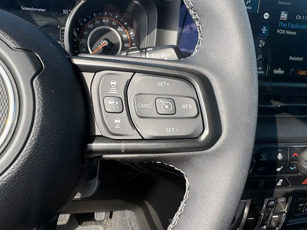 2025 Jeep Wrangler 4-Door Willys - Photo 21