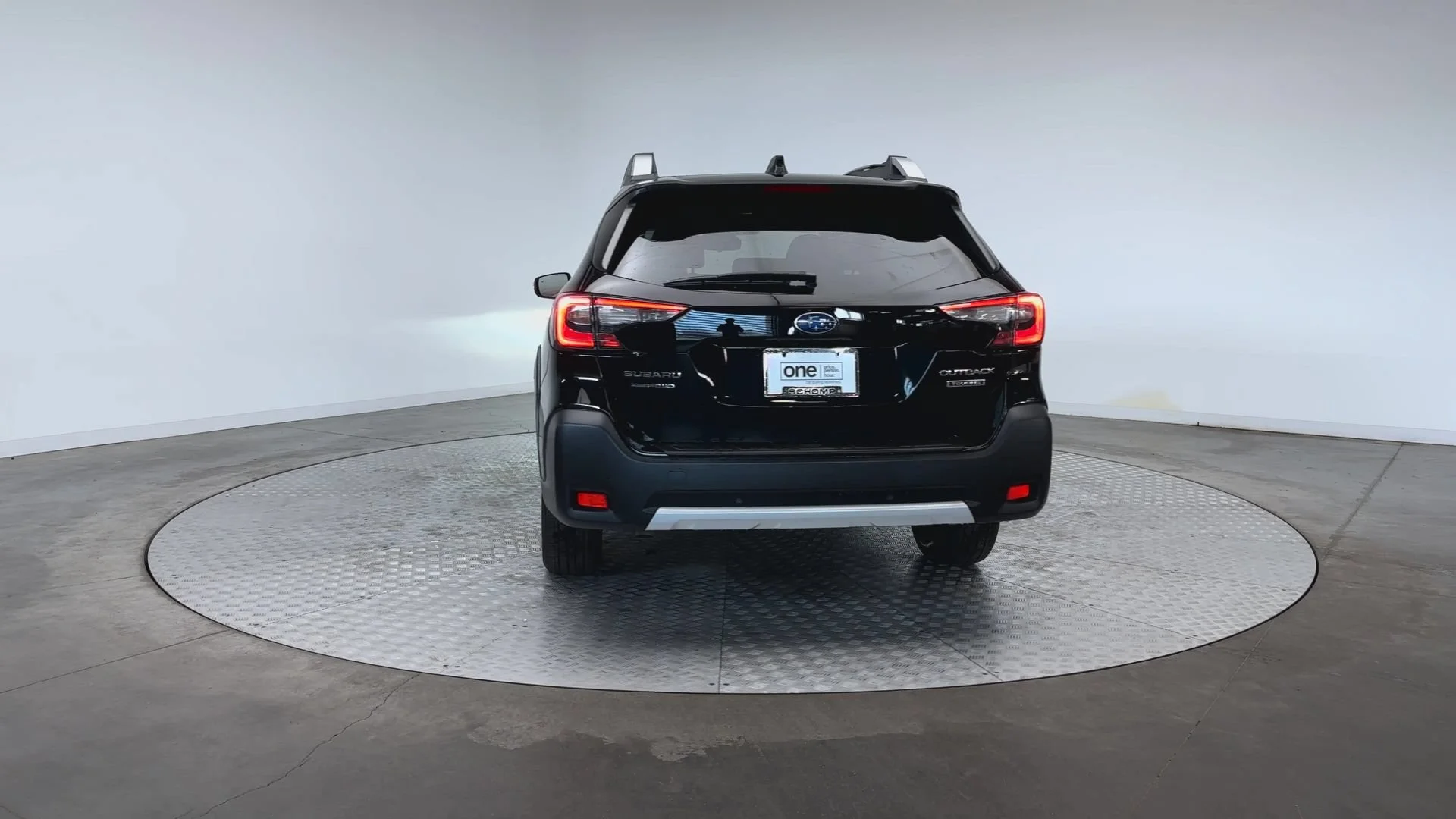 Used 2023 Crystal Black Silica Subaru Touring image 7