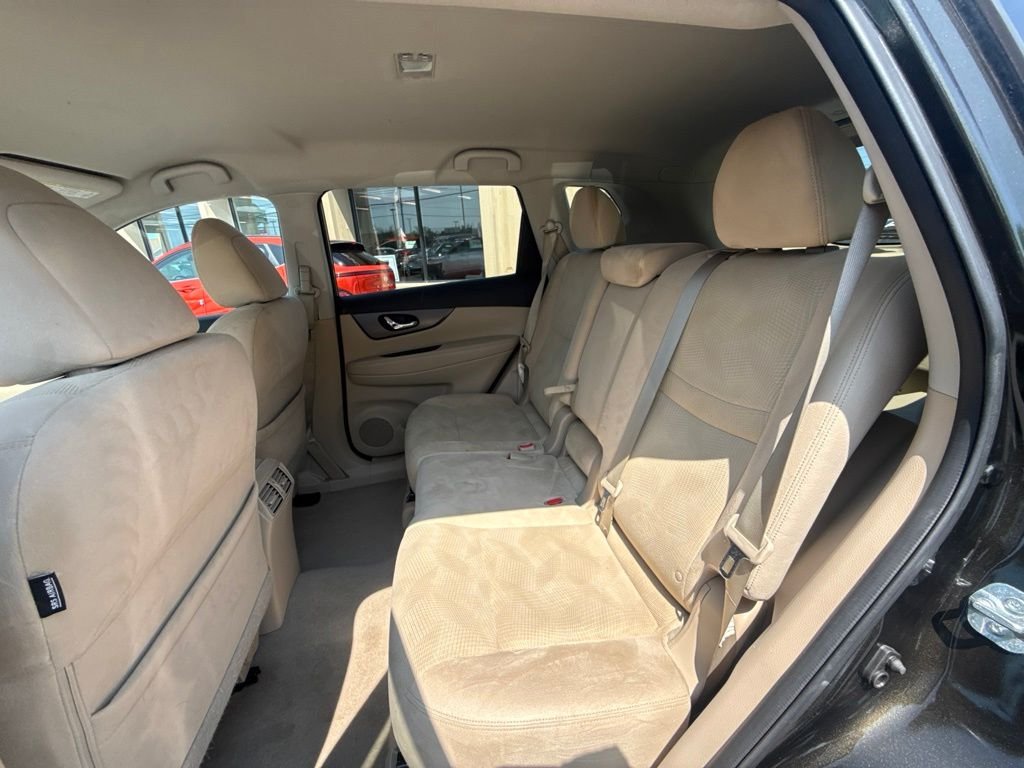 Used 2014 Black Nissan SV image 26