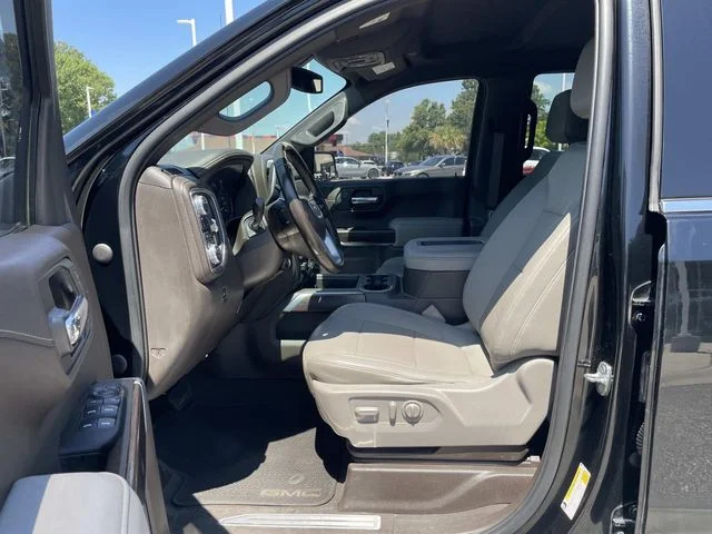 Used 2022 Black GMC SLT image 14