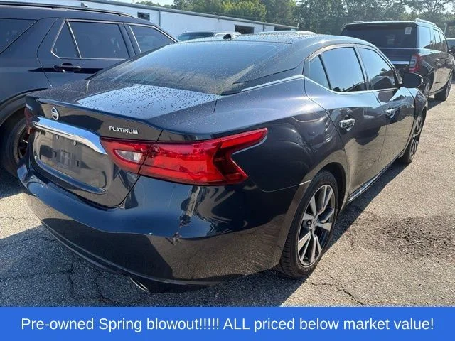 Used 2016 Blue Nissan Platinum image 7