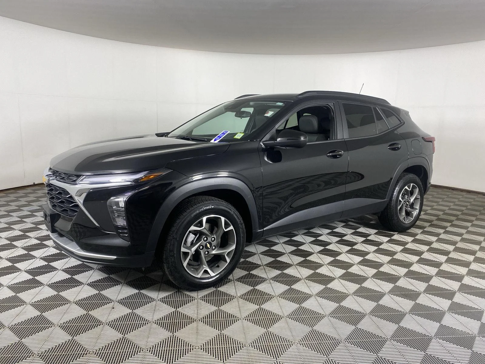 Used 2024 Mosaic Black Metallic Chevrolet LT image 6