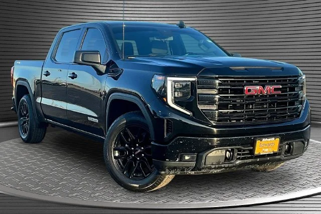 Used 2022 Black GMC Elevation image 3