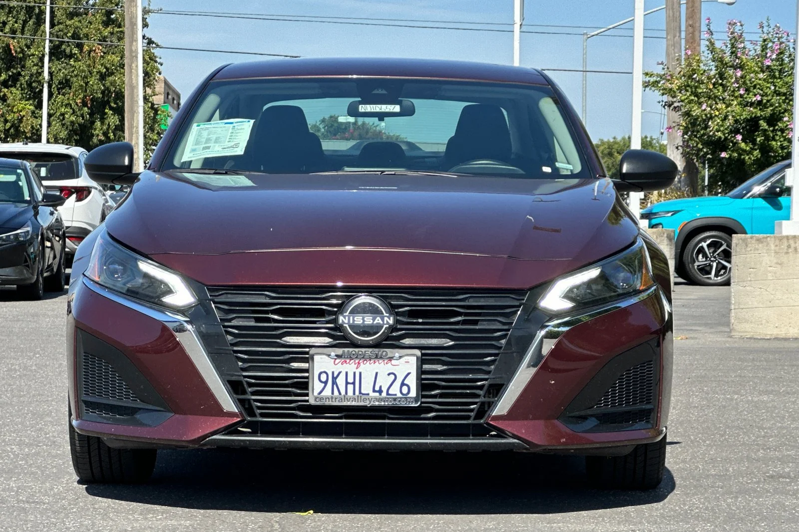 Used 2024 Garnet Pearl Metallic Nissan 2.5 SV image 9