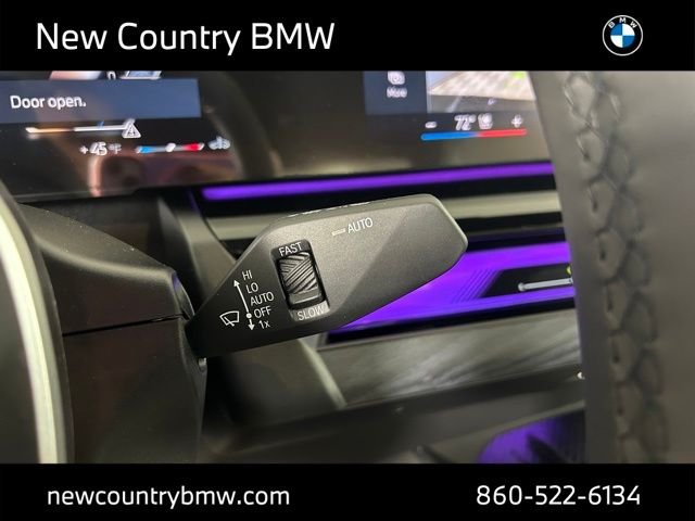 New 2027 Black Sapphire Metallic BMW 550e xDrive image 18