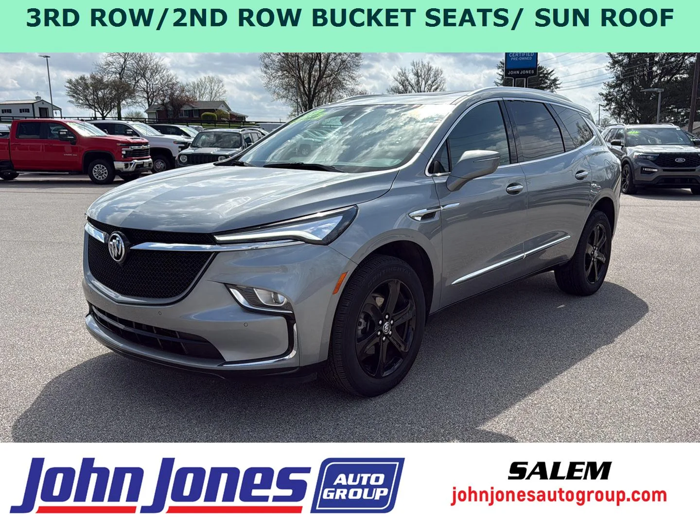 2024 Buick Enclave Essence's photo