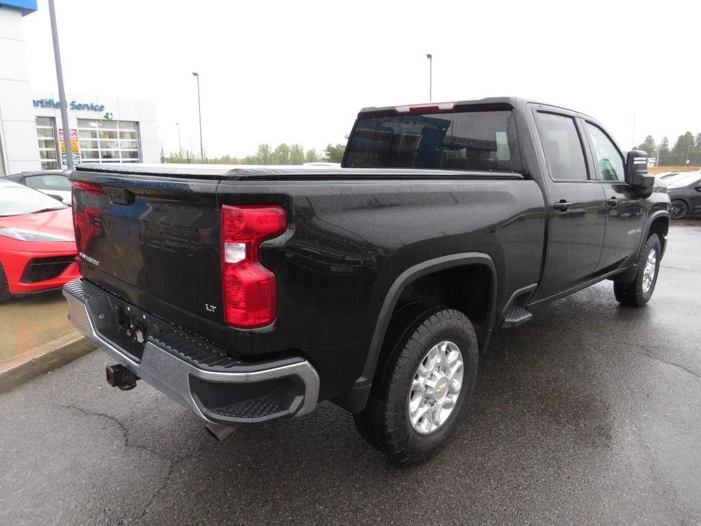 Used 2024 Black Chevrolet LT image 6