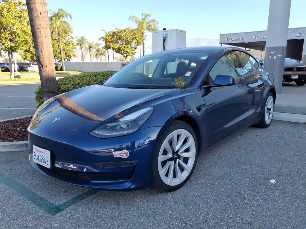 Used 2023 Blue Tesla Base image 6