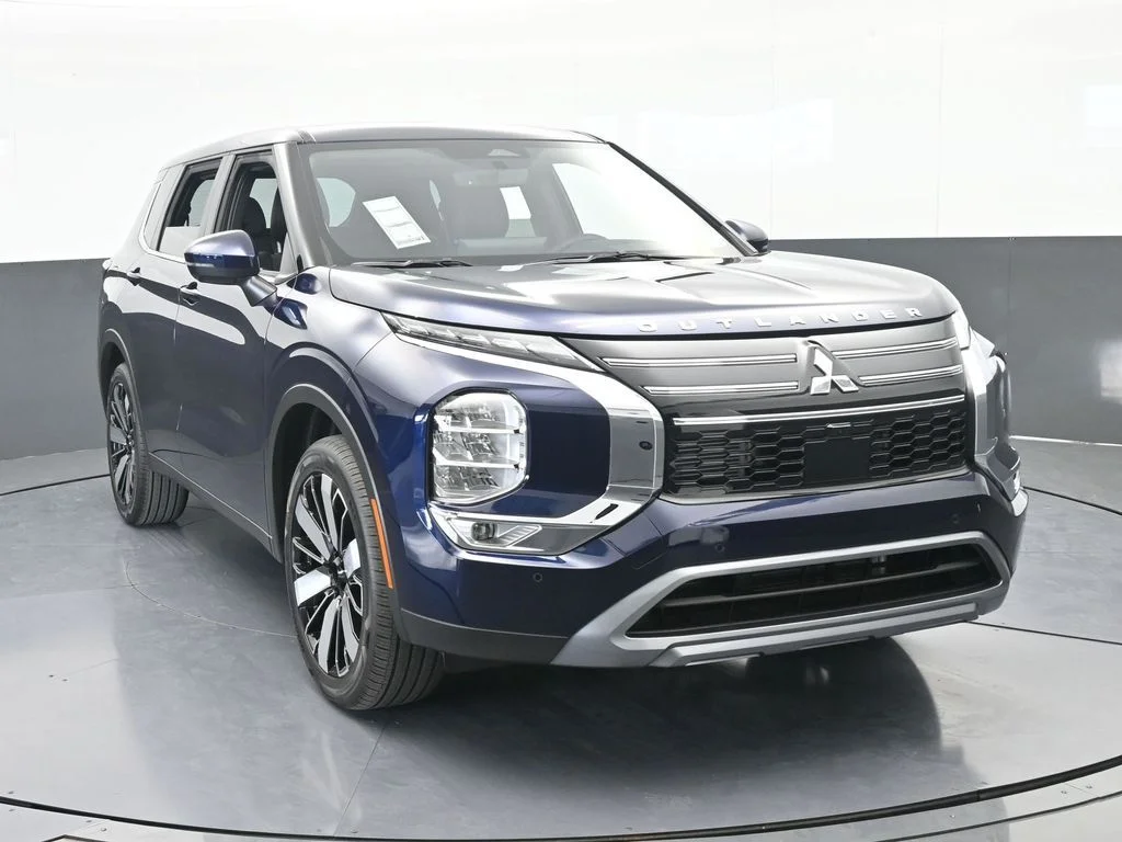 2026 Mitsubishi Outlander SE - Photo 9