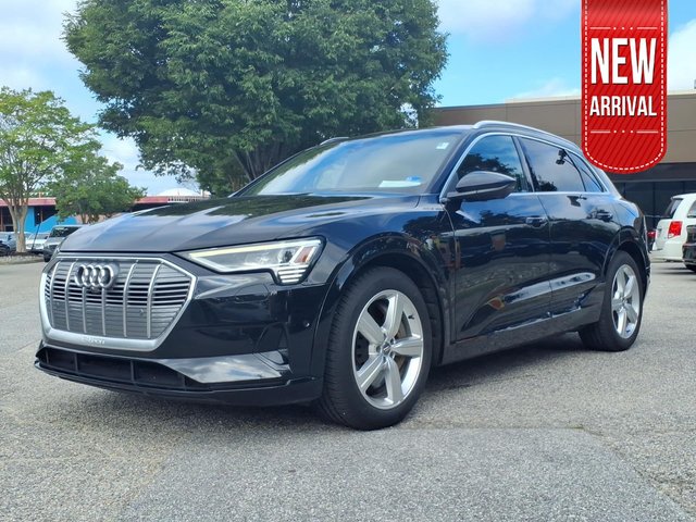 2019 Audi e-tron Premium Plus