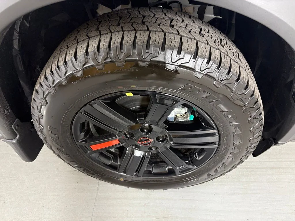 New 2026 Everest White Pearl TriCoat Nissan Rock Creek® image 11
