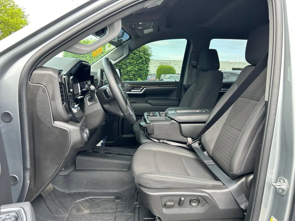 2025 Chevrolet Silverado 1500 RST - Photo 18