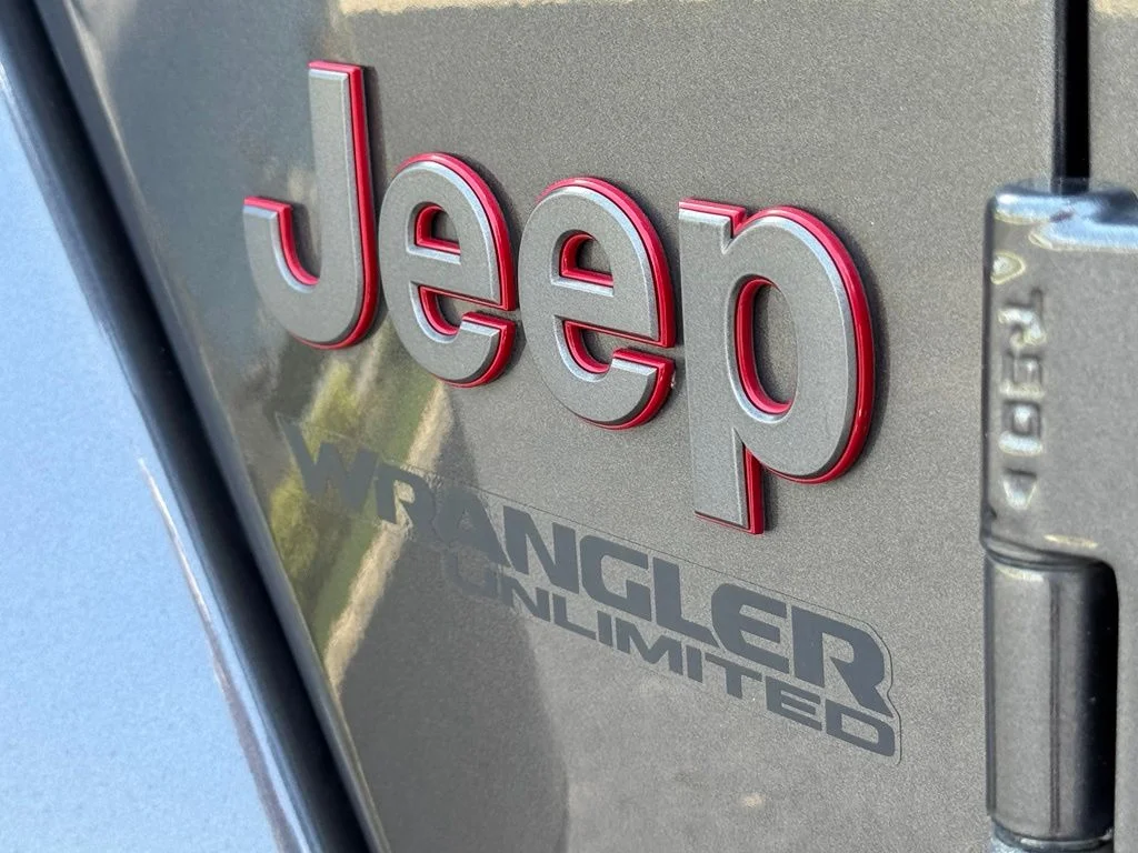 Used 2020 Gray Jeep Unlimited Rubicon image 14