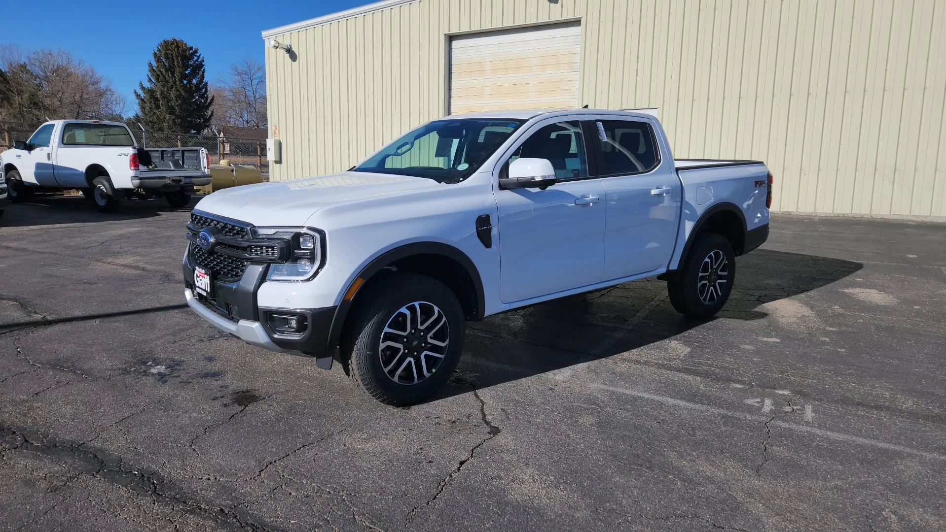 New 2025 Oxford White Ford LARIAT image 3
